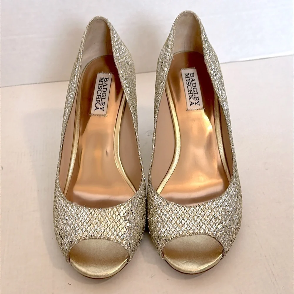 Badgley Mischka Awake Bridal Platino Glitter Pumps 8.5